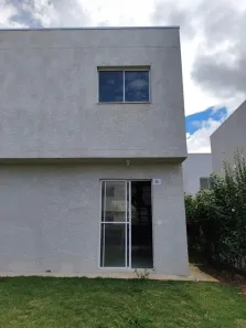 Casa de Condomínio com 2 Quartos para alugar, 52m² no San Diego, Vargem Grande Paulista