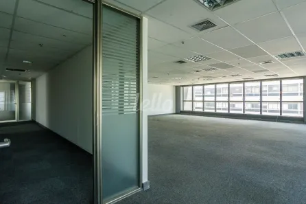 Sala Comercial para alugar, 395m² no Bela Vista, São Paulo