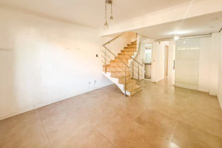 Casa com 2 Quartos à venda, 90m² no Rio Branco, Canoas