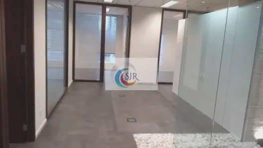 Sala Comercial para alugar, 243m² no Vila Olímpia, São Paulo