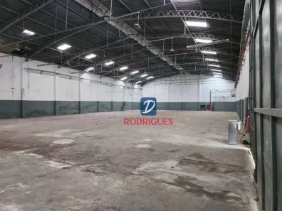 Galpão/Depósito/Armazém para alugar, 1500m² no Inamar, Diadema