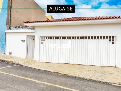 Casa com 3 Quartos para alugar, 180m² no Vila Totoli, Franca