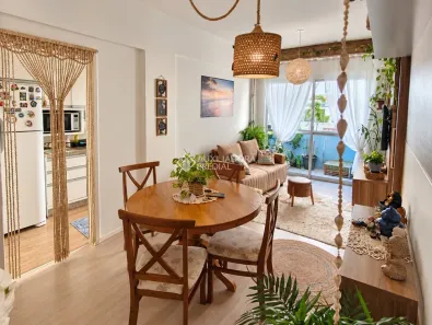 Apartamento com 2 Quartos à venda, 52m² no Capoeiras, Florianópolis