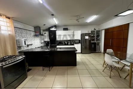 Casa com 4 Quartos à venda, 141m² no Vila Virgínia, Ribeirão Preto