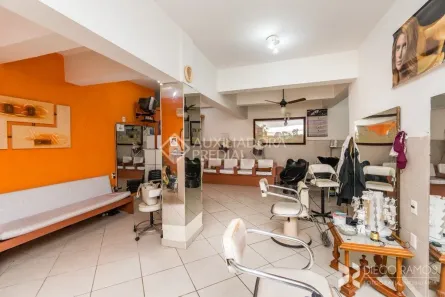 Sala Comercial à venda, 82m² no Petrópolis, Porto Alegre