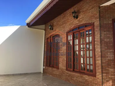 Casa com 3 Quartos à venda, 200m² no Jardim da Fonte, Jundiaí