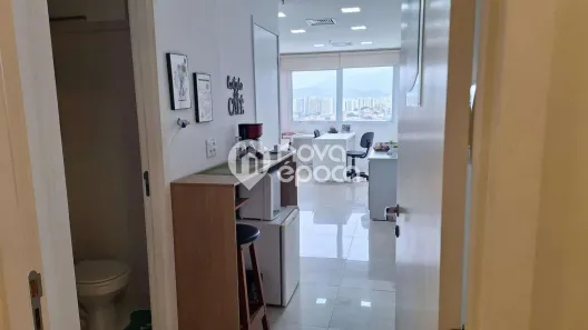 Sala Comercial à venda, 30m² no Pilares, Rio de Janeiro