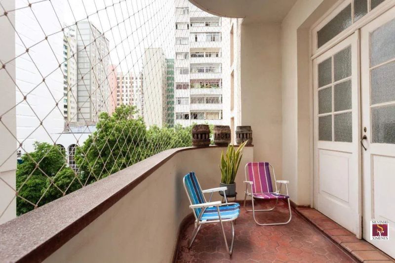 Apartamento com 3 quartos — Centro, Belo Horizonte