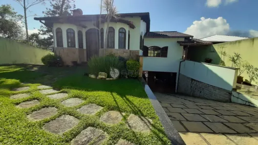 Casa com 3 Quartos à venda, 285m² no Fazendinha, Teresópolis