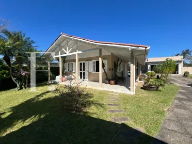 Casa com 3 Quartos à venda, 133m² no XANGRI-LÁ, Xangri-lá