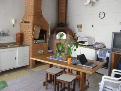 Casa com 3 Quartos à venda, 199m² no Vila Firmiano Pinto, São Paulo