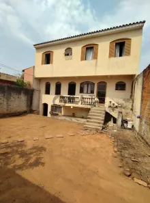 Sobrado com 3 Quartos à venda, 237m² no Vila Hortência, Sorocaba