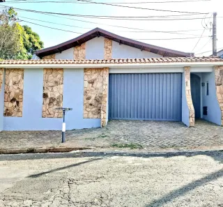 Casa com 3 Quartos para alugar, 300m² no Vila Claudia, Limeira