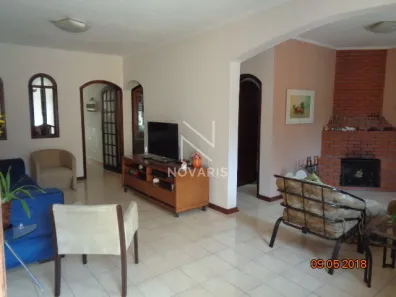 Casa com 3 Quartos à venda, 240m² no Ferreira, São Paulo
