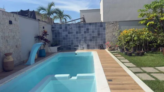 Casa de Condomínio com 3 Quartos à venda, 250m² no Manguinhos, Serra