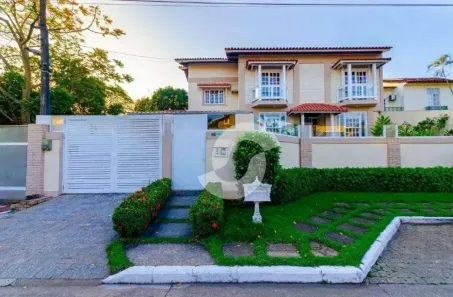Casa com 5 Quartos à venda, 510m² no Camboinhas, Niterói