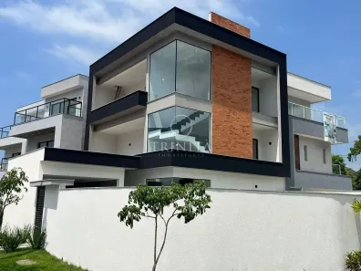 Casa de Condomínio com 4 Quartos à venda, 210m² no Vargem Pequena, Rio de Janeiro