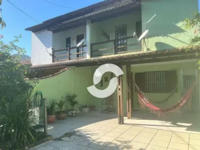 Casa com 3 Quartos à venda, 270m² no Piratininga, Niterói