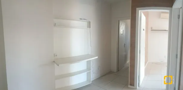 Sala Comercial à venda, 32m² no Centro, Florianópolis