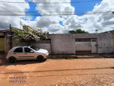 Casa com 5 Quartos à venda, 300m² no Residencial Vitória, Brasília