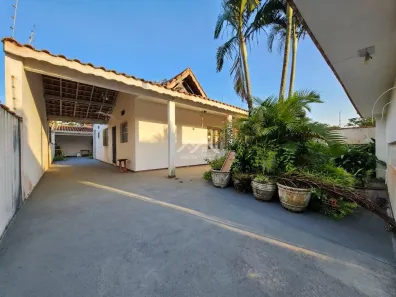 Casa com 2 Quartos à venda, 141m² no Estância São José, Peruíbe