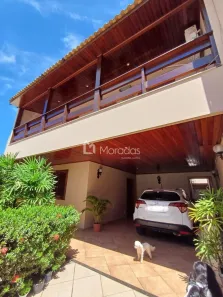 Casa com 6 Quartos à venda, 258m² no Centro, Campos dos Goytacazes