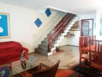 Casa com 4 Quartos para alugar, 186m² no Jardim Campo Grande, São Paulo