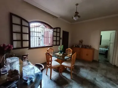 Casa com 4 Quartos à venda, 215m² no Caiçaras, Belo Horizonte
