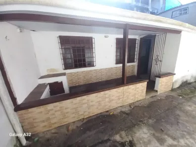 Casa com 2 Quartos para alugar, 55m² no Gamboa, Cabo Frio