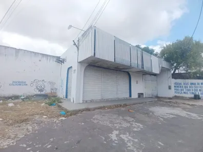 Ponto Comercial para venda ou aluguel, 300m² no Serrinha, Fortaleza