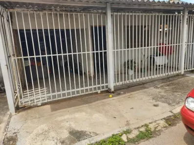Casa com 2 Quartos à venda, 70m² no Santa Maria, Brasília