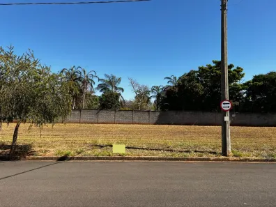 Lote/Terreno à venda, 233m² no Condomínio Damha Fit I e II, Ipiguá