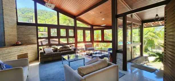 Casa de Condomínio com 4 Quartos à venda, 600m² no Piratininga, Niterói