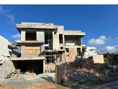 Sobrado com 4 Quartos à venda, 350m² no Jardim Aracy, Mogi das Cruzes