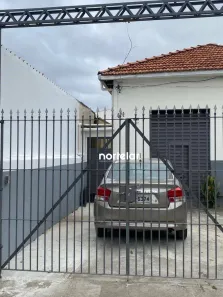 Casa com 2 Quartos para alugar, 123m² no Vila Anastácio, São Paulo