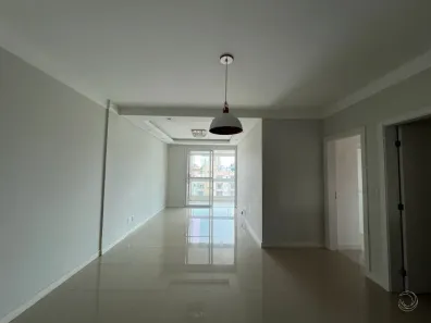 Apartamento com 3 Quartos à venda, 106m² no Canto, Florianópolis