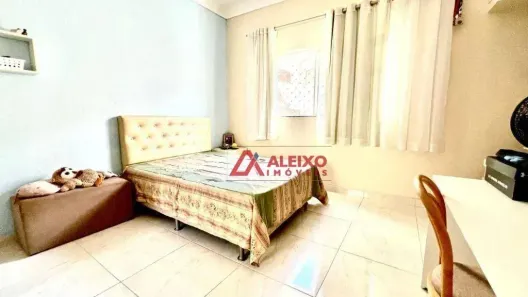Casa com 5 Quartos à venda, 302m² no Serra, Belo Horizonte