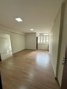 Sala Comercial à venda, 25m² no Centro, Petrópolis