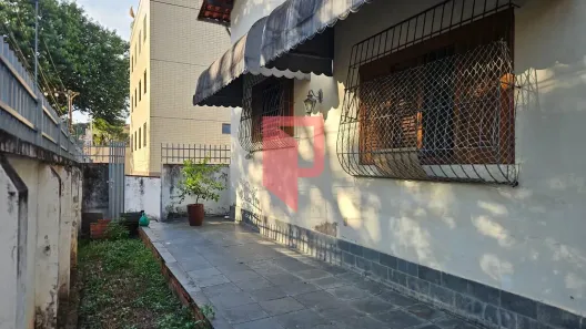 Casa com 2 Quartos à venda, 120m² no Caiçaras, Belo Horizonte