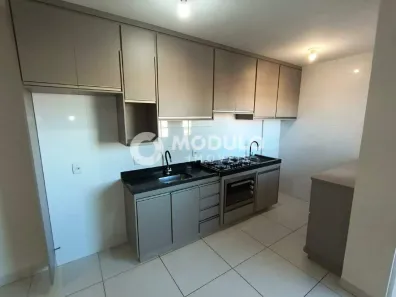 Apartamento com 2 Quartos para alugar, 55m² no Novo Mundo, Uberlândia