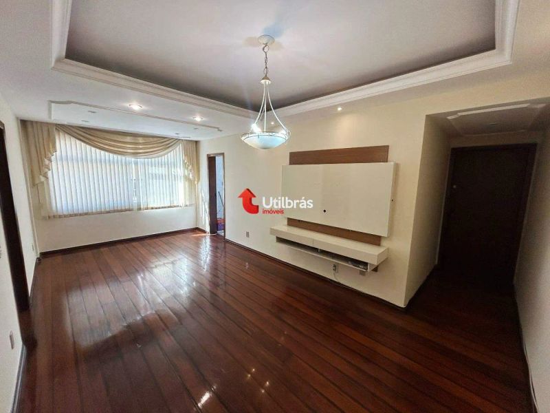 Apartamento com 3 quartos — Sagrada Família, Belo Horizonte