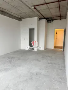 Sala Comercial à venda, 35m² no Adrianópolis, Manaus