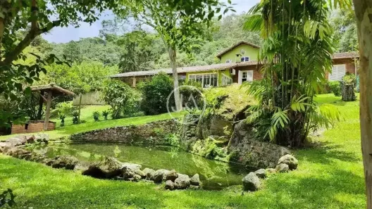 Casa com 4 Quartos à venda, 591m² no Fazenda Inglesa, Petrópolis