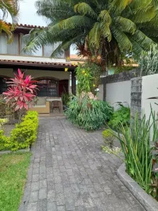 Casa com 6 Quartos à venda, 360m² no Piratininga, Niterói