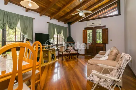 Casa com 3 Quartos à venda, 180m² no Ponta Grossa, Porto Alegre