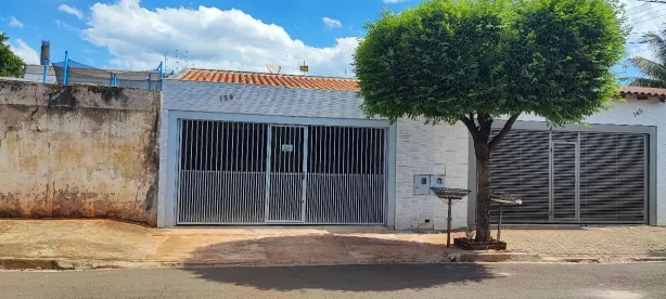 Casa com 3 Quartos à venda, 116m² no Leonor, Londrina