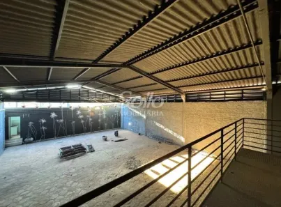 Sala Comercial para alugar, 400m² no Umuarama, Uberlândia