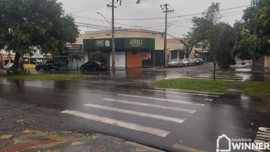 Sala Comercial à venda, 240m² no Jardim Dourados, Maringá