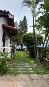 Casa com 4 Quartos à venda, 215m² no Cavaleiros, Macaé