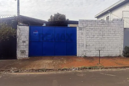 Galpão/Depósito/Armazém à venda, 233m² no Vila Industrial, Sertãozinho